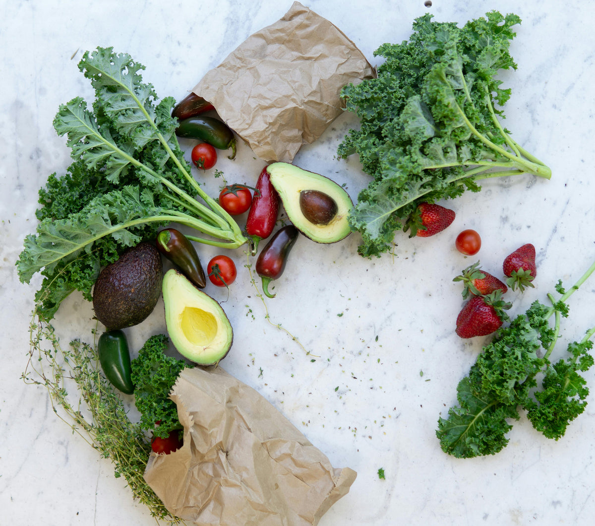 Frutas y verduras de temporada en marzo: qué disfrutar y qué evitar) 
