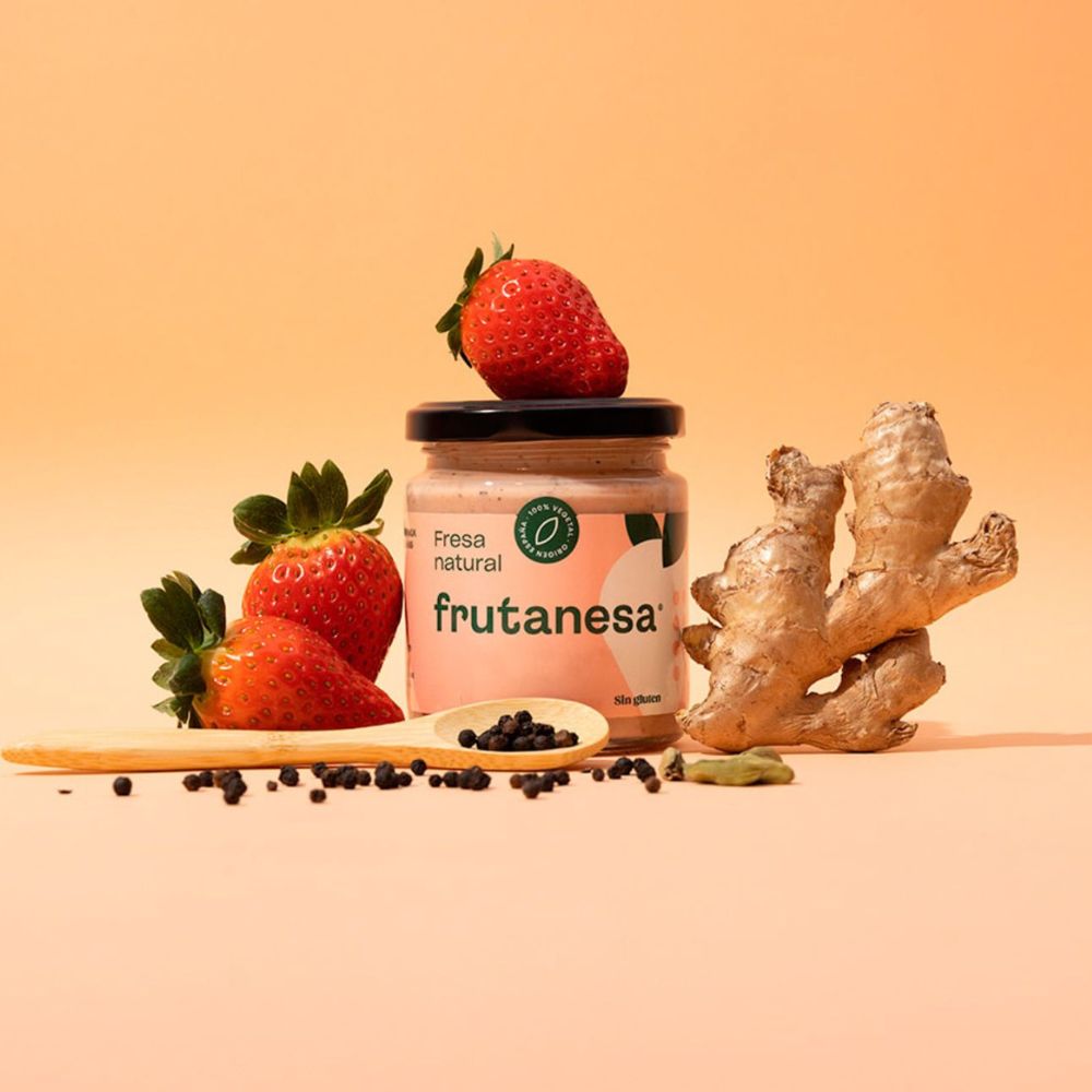 Frutanesa de fresa con fresas naturales, jengibre y especias