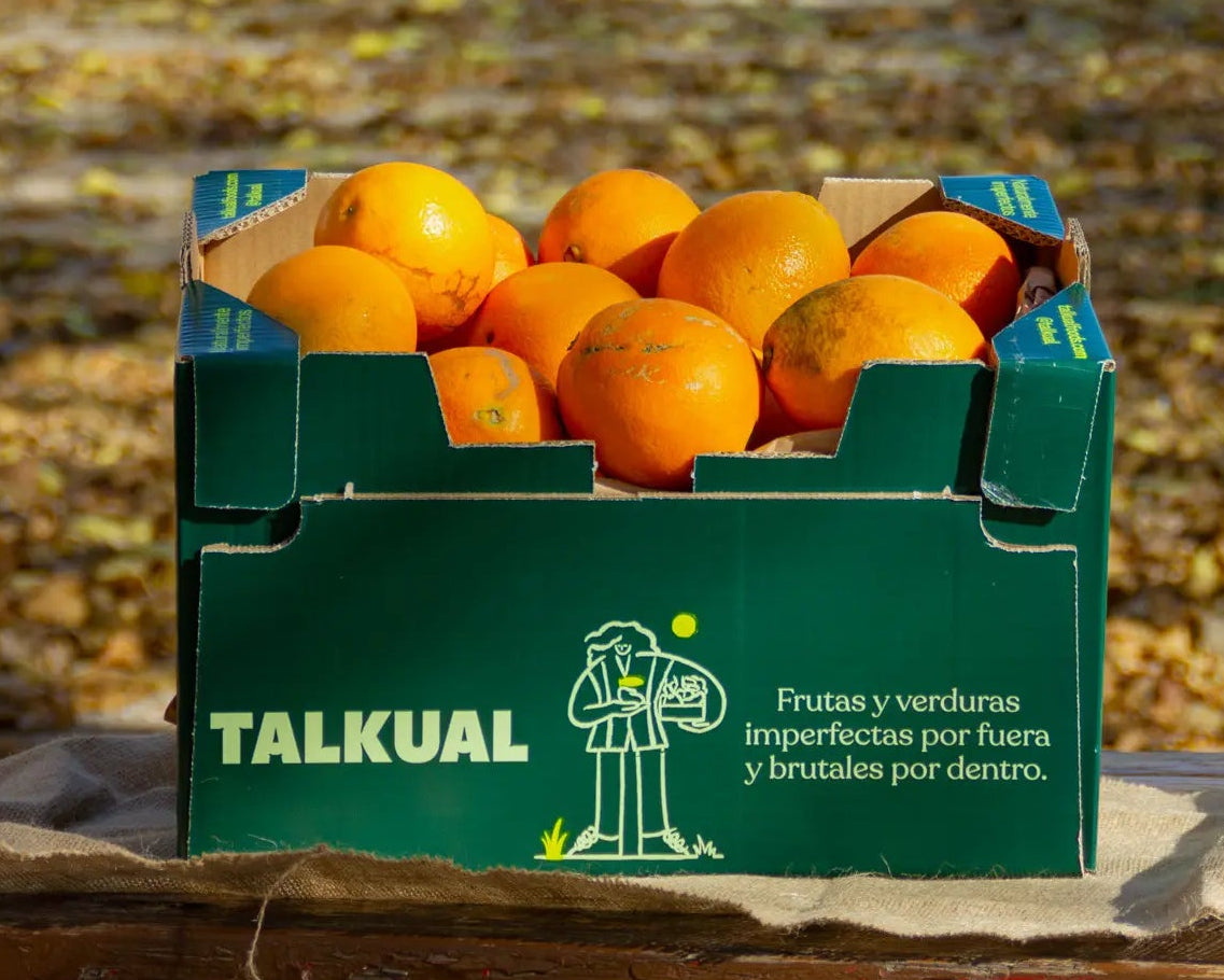 Caja pequeña de naranjas de Valencia Talkual con naranjas de temporada