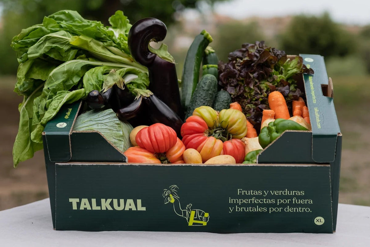 Caja grande de verduras imperfectas de temporada Talkual a domicilio